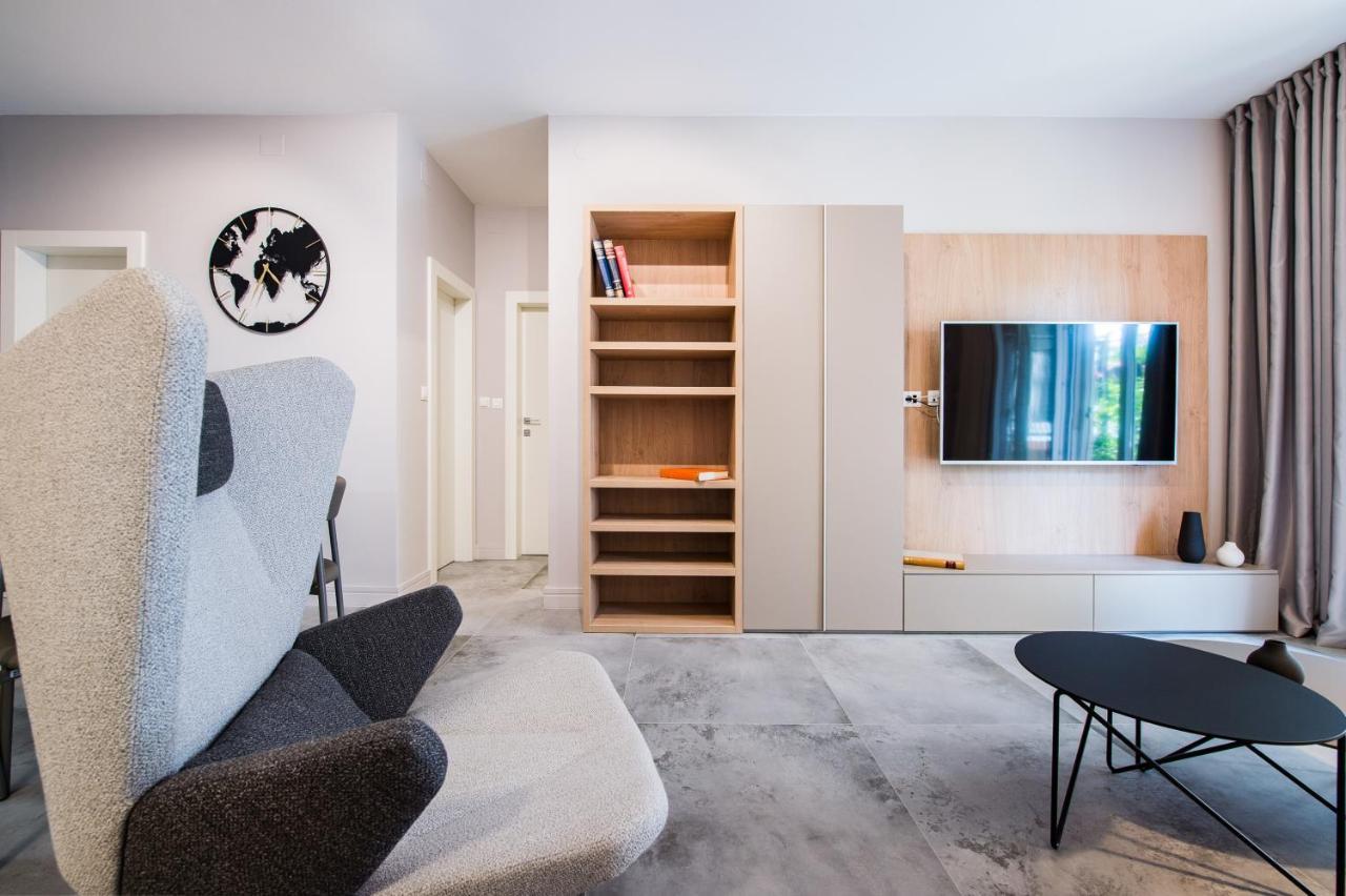 Luxury Apartments Elizabeth Podstrana Exterior photo